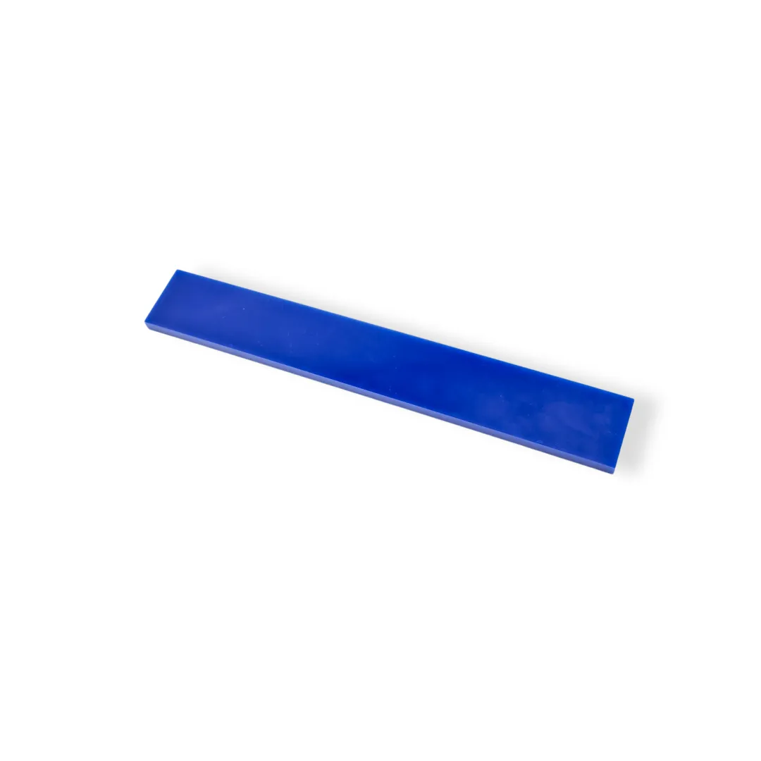 S002.webp
